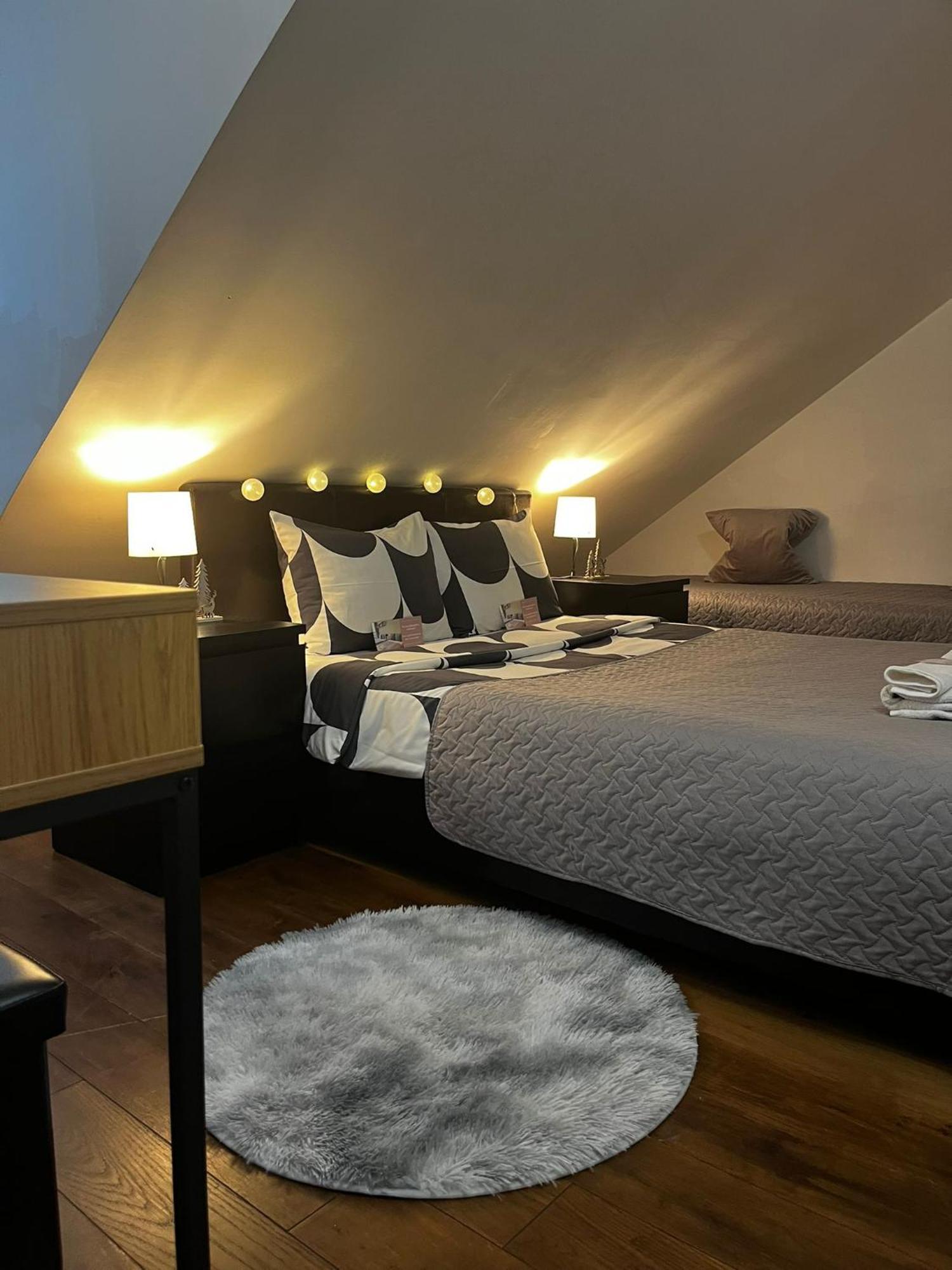 Cozy 3 Story House In Old Town Apartment Tallinn Ngoại thất bức ảnh